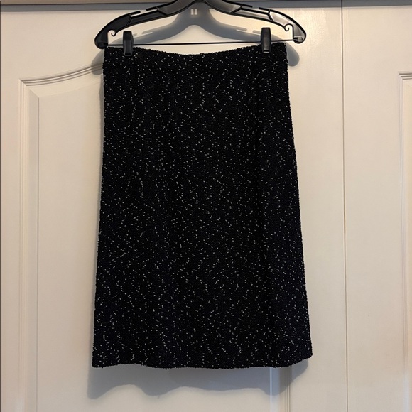 ST. JOHN KNIT JACKET AND SKIRT SUIT - Picture 10 of 13